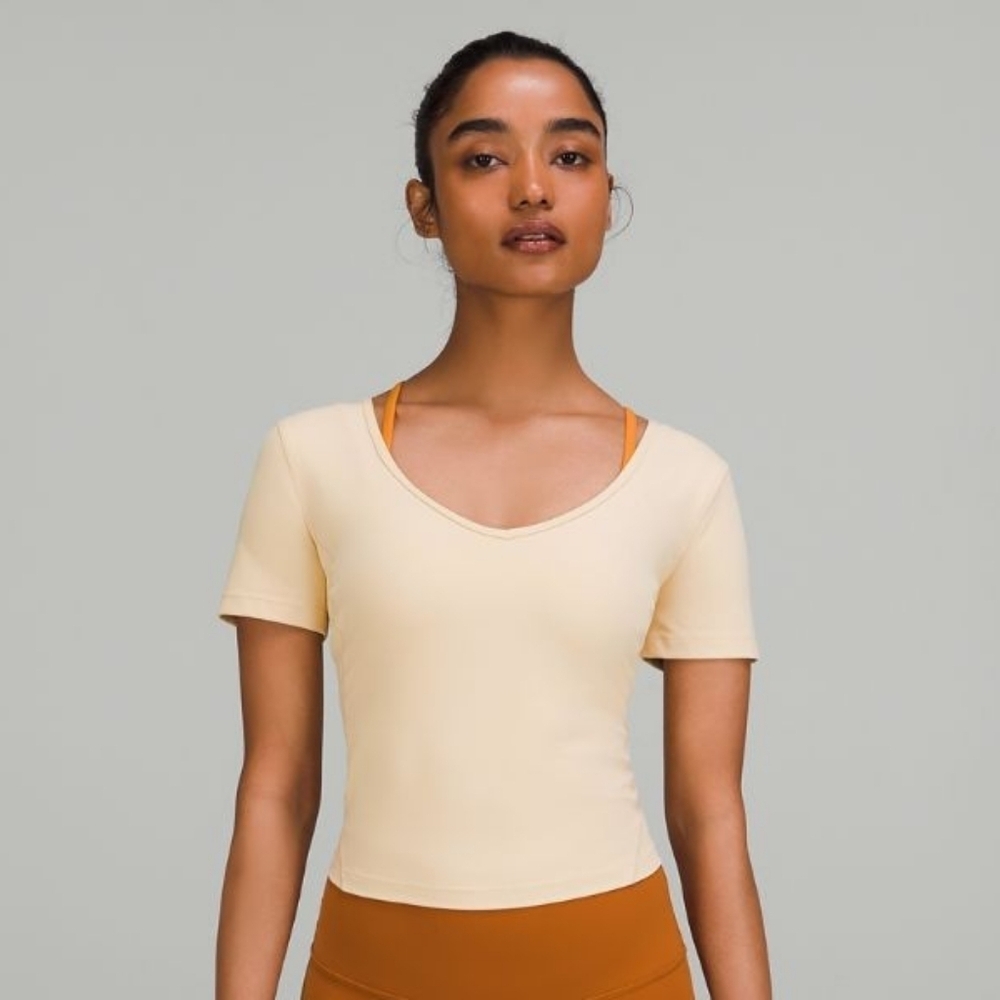 Lululemon Align Tee in Prosecco